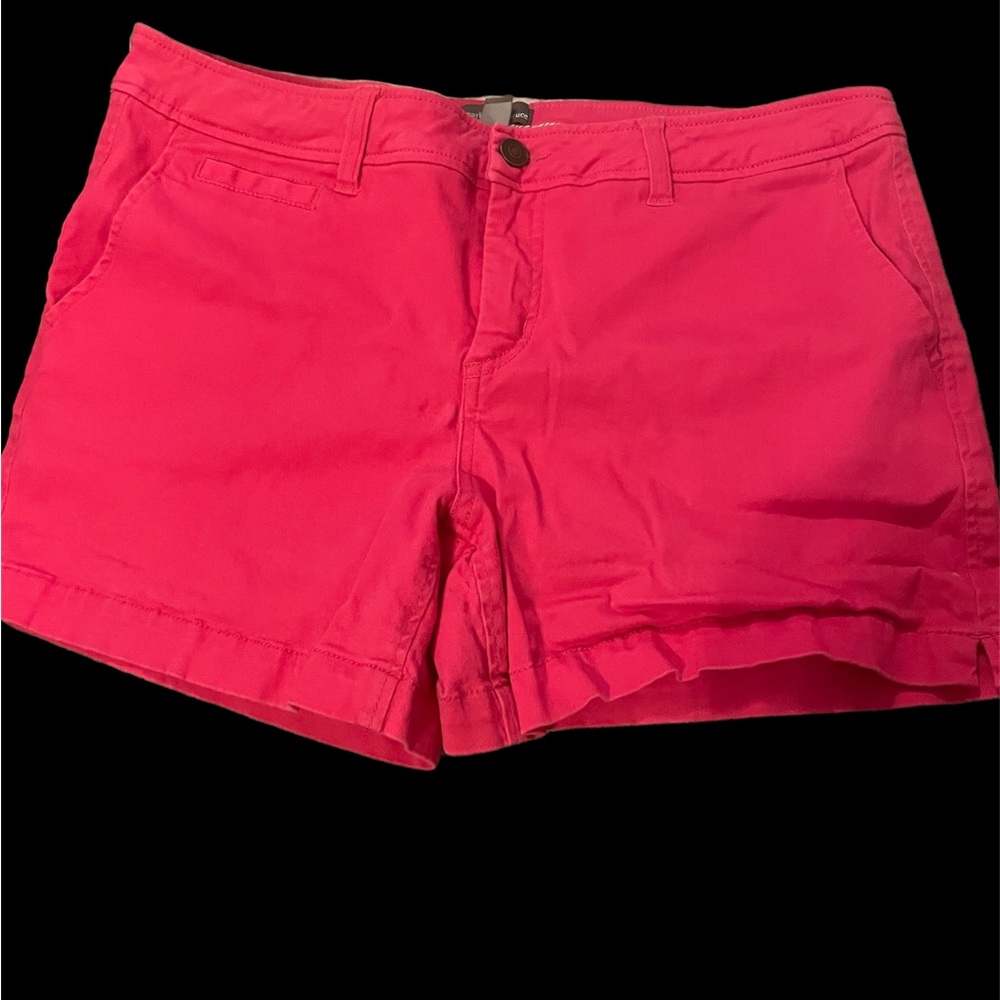 Women’s shorts!